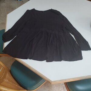 Torrid size 3x black v-neck longsleeve shirt